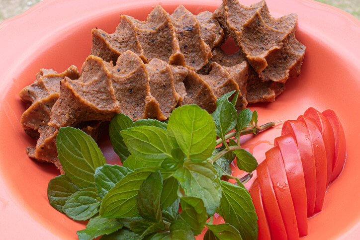 Süße und herzhafte Salate