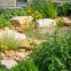 Naturstein im Garten verwenden - schöne Deko-Ideen