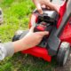 Rasenmäher macht laute Geräusche - mögliche Ursachen