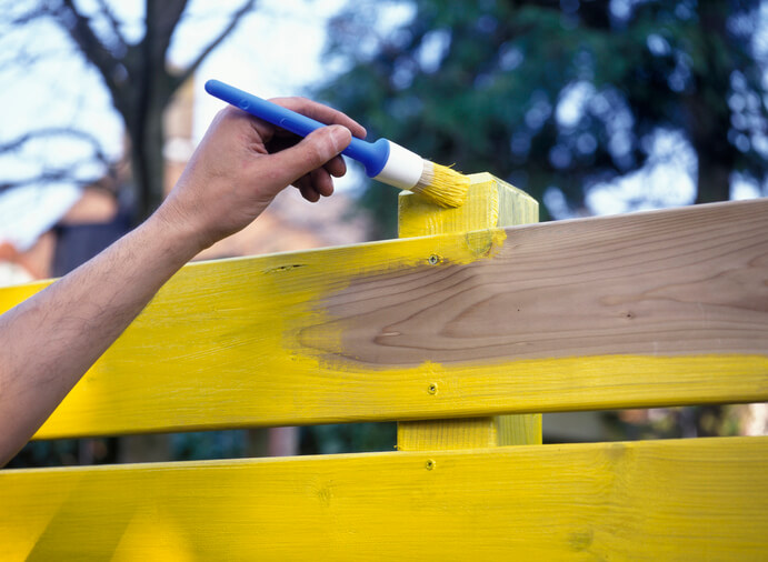 Vorsicht beim Streichen Zwischenräume nicht vergessen