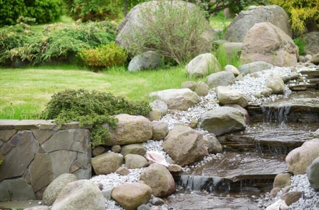 Bachlauf - kreative Ideen zur Gartengestaltung