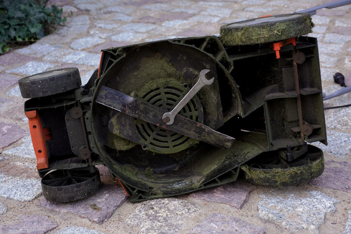 Rasenmähermesser wechseln - das wird gebraucht