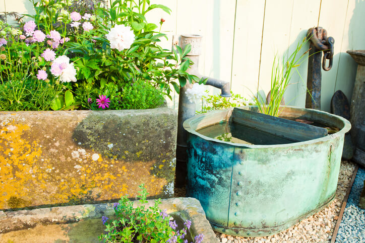 Wasserspiele in der Zinkwanne