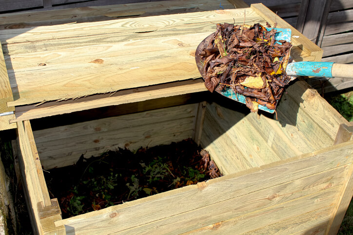 So kompostieren Sie Blätter Verwalten Ihres Komposthaufens