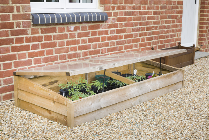 Nötige Bauteile für das Frühbeet