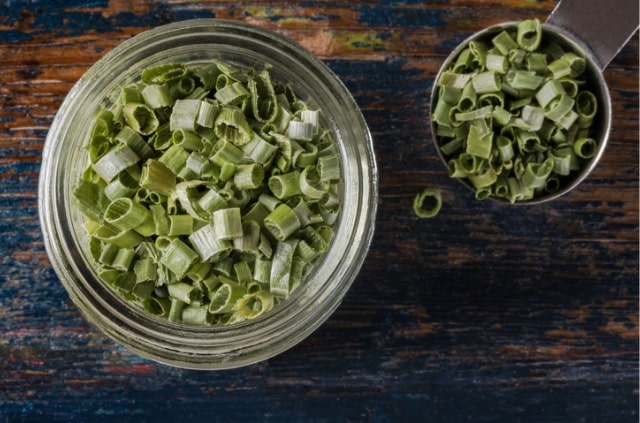 Schnittlauch einfrieren und haltbar machen