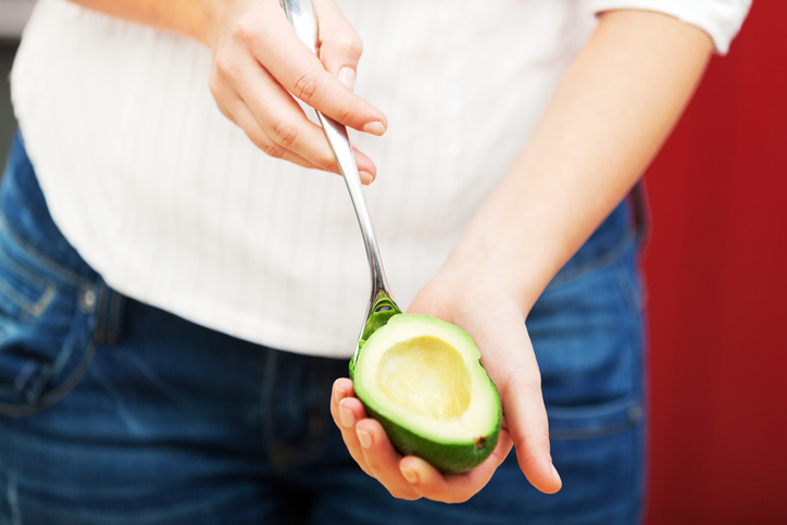 Das richtige Schälen von Avocados