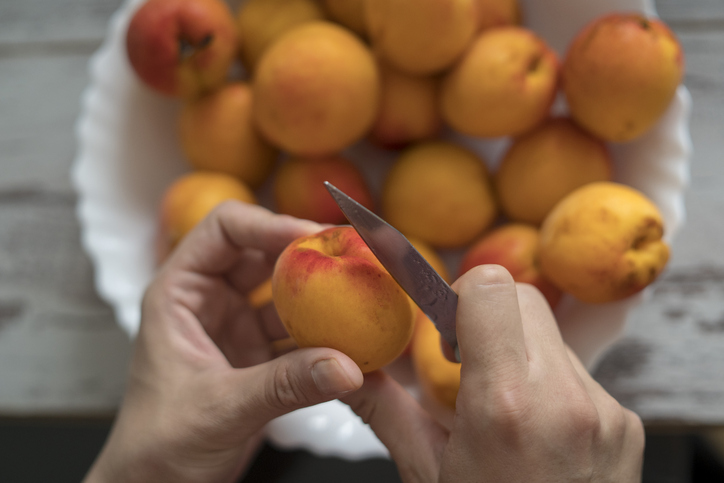 Vorbereitung der Pfirsiche