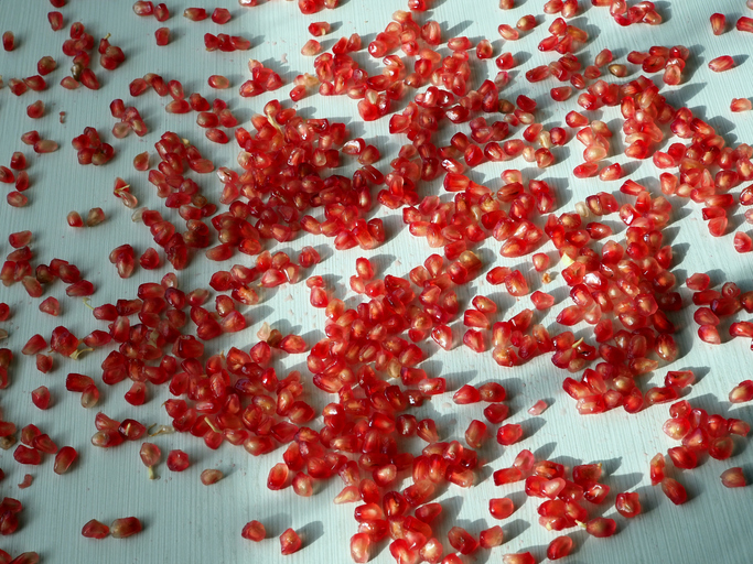 Lufttrocknung von Granatapfelkernen