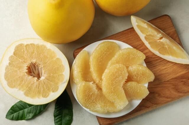 Pomelo für den Hund - gesund oder gefährlich