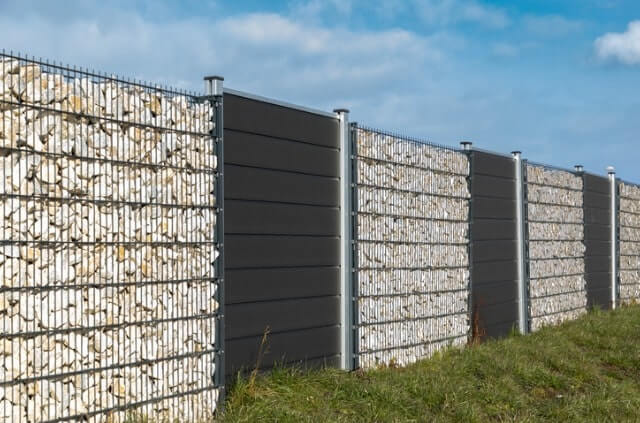 Sichtschutz aus Stein - kreative Ideen für den Garten