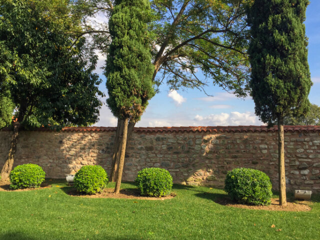 Vorgarten - Gestaltungsideen mit einer Mauer