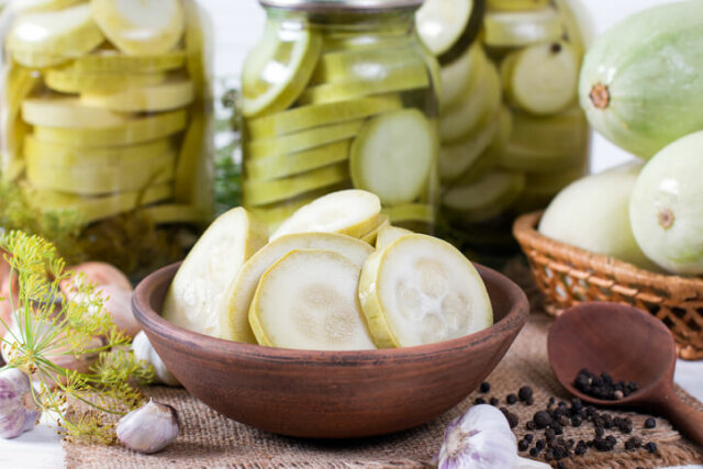 Zucchini - einfrieren, einkochen oder trocknen?